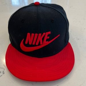 Nike black & red SnapBack